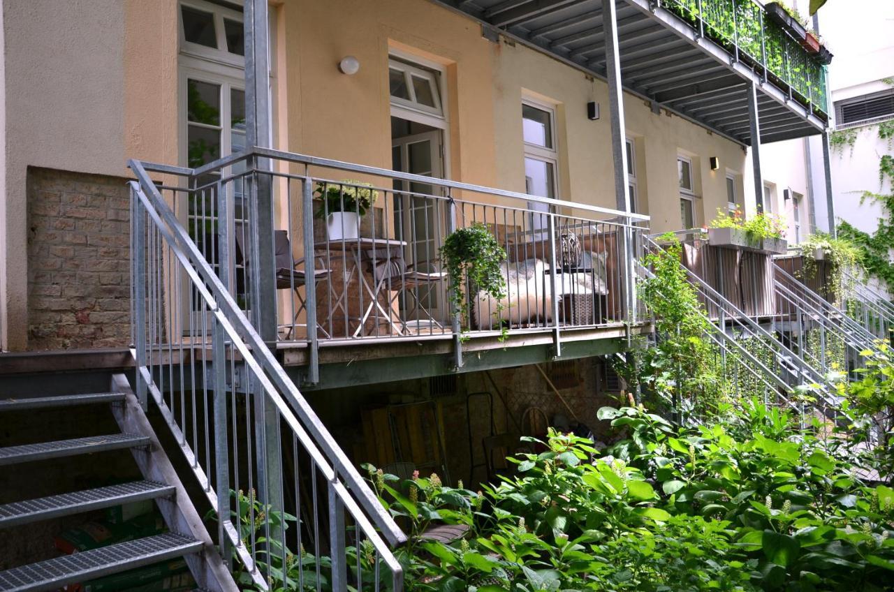 Central With Garden View * Wien