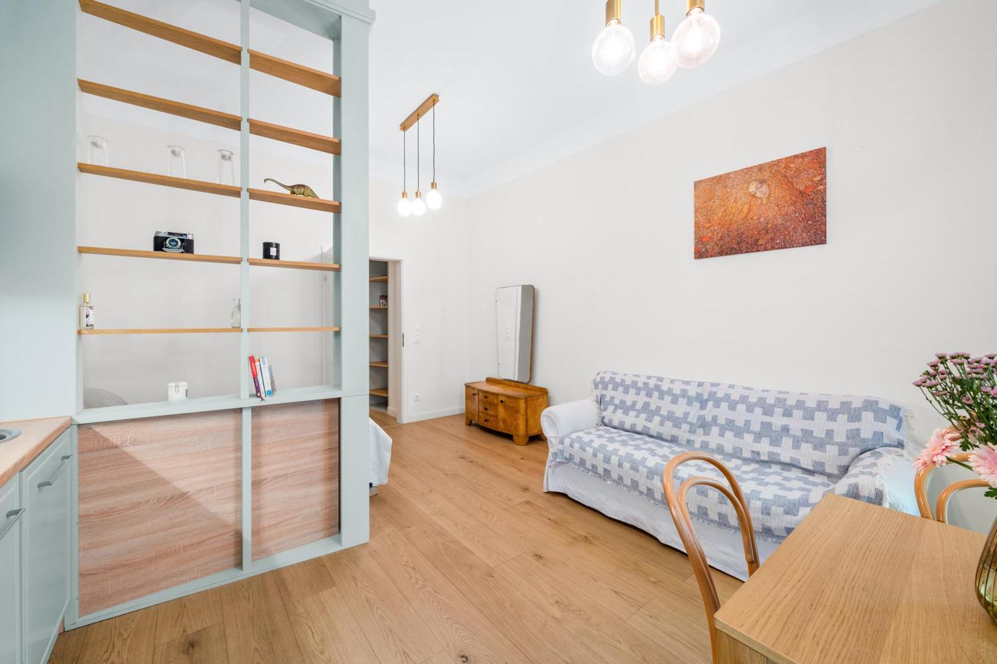 Central With Garden View Apartment *